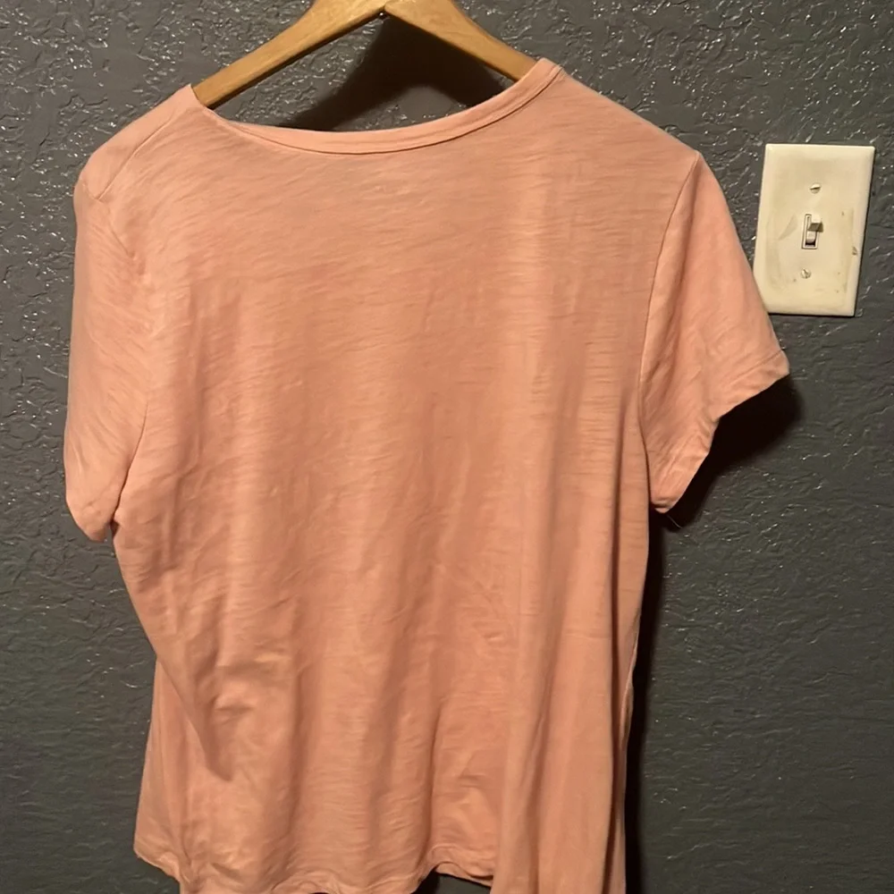 Pink tee - Picture 3 of 3